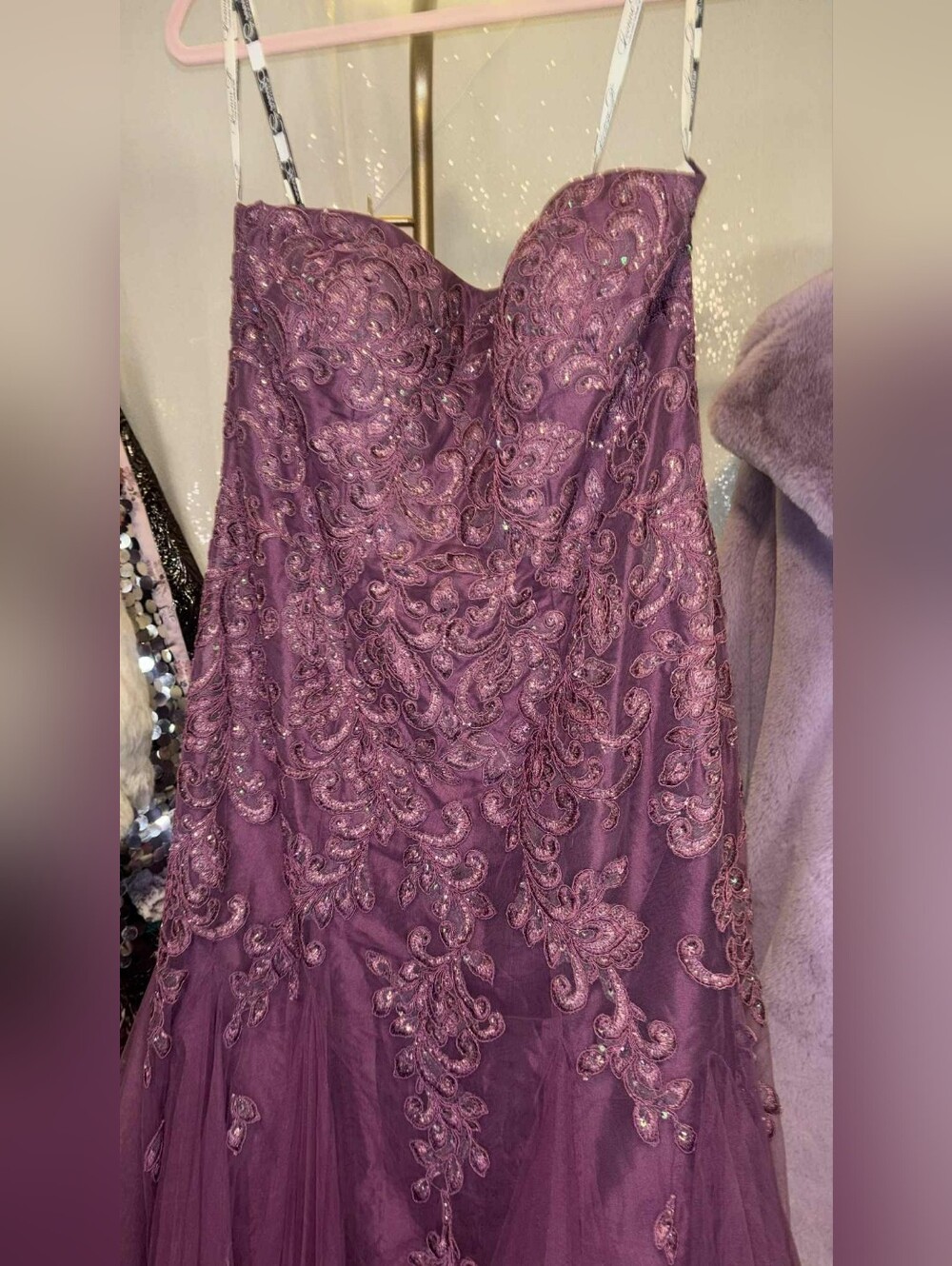 Ivonne D Size 14 Strapless Purple Lace & Tulle Mermaid Gown - Picture 6 of 8
